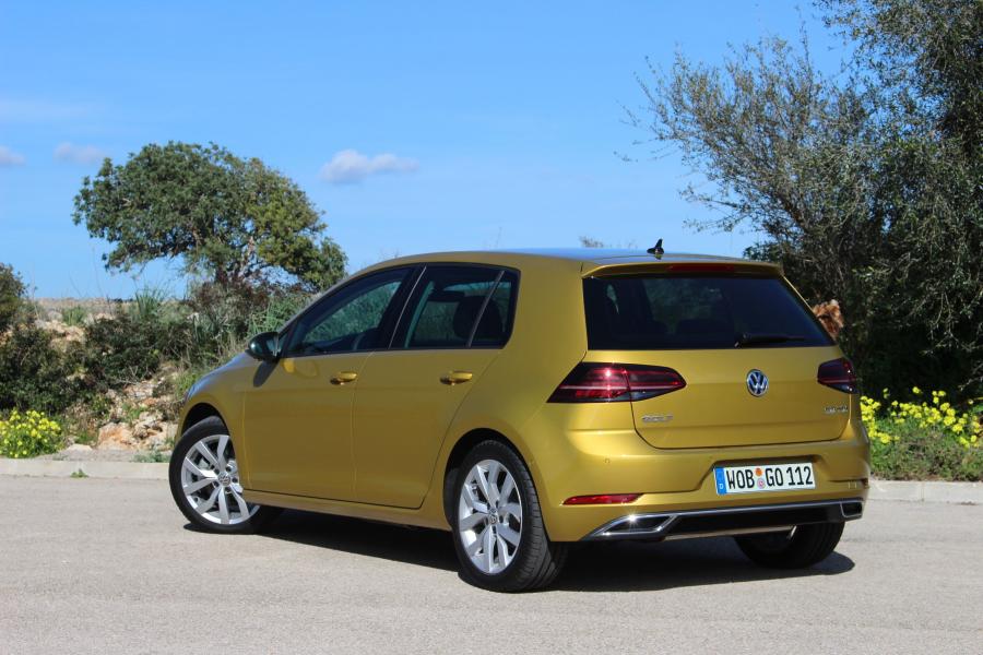  Volkswagen Golf TDI 5-Door 2017 года  (WW) (фото 21 из 41)